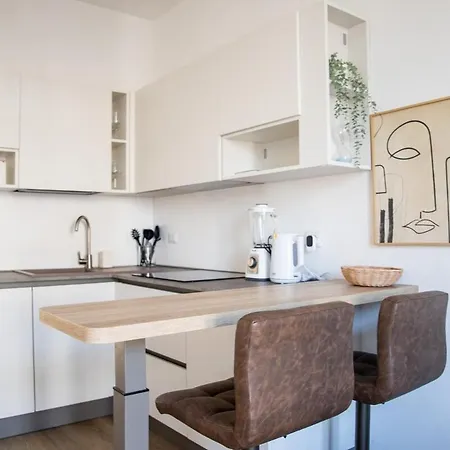 Navigli - Leo Brothers - Tibaldi 14 Apartamento *